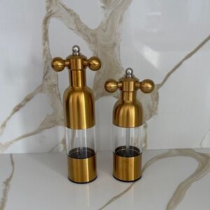 Gold and Silver Salt and Pepper Grinder Set